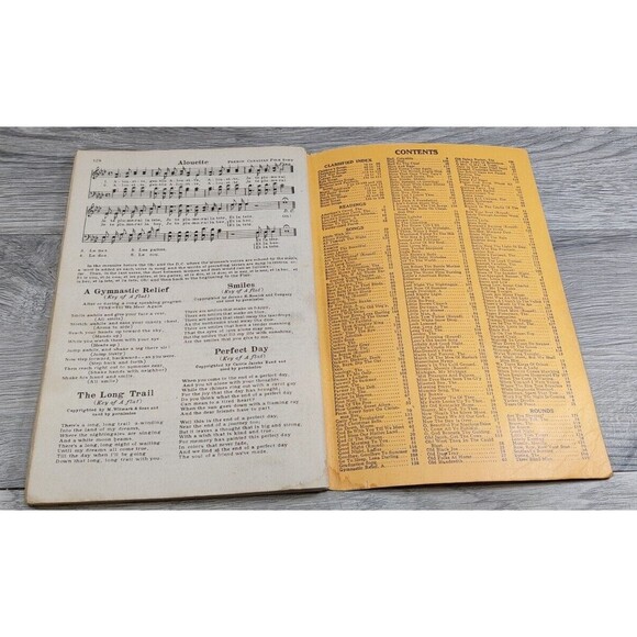 THE GOLDEN BOOK OF FAVORITE SONGS - 20TH EDITION- REVISED - 1923 - Picture 12 of 12